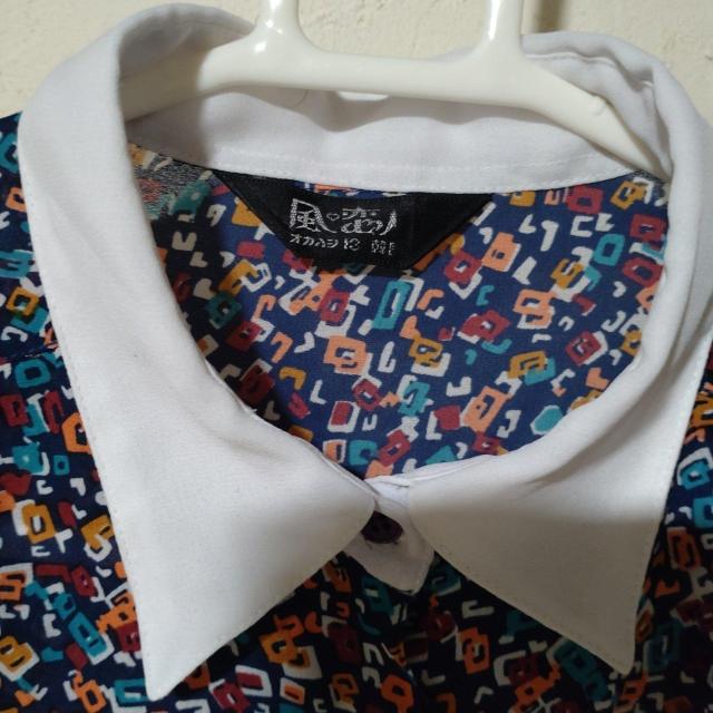 風の恋人 昭和レトロ 白襟柄長袖ブラウス < 女性ファッション 風の恋人 昭和レトロ 白襟柄長袖ブラウス < 女性ファッションの