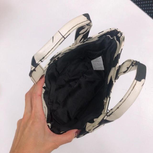 ◆モノトーン花柄ミニトートバッグ◆ハンドバッグ*大判花柄★やや汚れアリ激安!! < 女性ファッション  ◆モノトーン花柄ミニトートバッグ◆ハンドバッグ*大判花柄★やや汚れアリ激安!! < 女性ファッションの