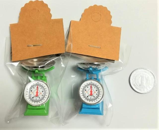 ミニチュア★はかり★キッチンスケール★金属製★リアル★ブルー★ドールハウス★ < おもちゃ ミニチュア★はかり★キッチンスケール★金属製★リアル★ブルー★ドールハウス★ < おもちゃの