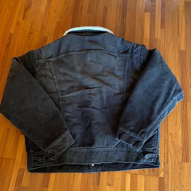 ゆうパック送料無料 Lee ストームライダー コーデュロイ ユーズド加工 新品 L オーバーサイズ < 男性ファッション  ゆうパック送料無料 Lee ストームライダー コーデュロイ ユーズド加工 新品 L オーバーサイズ < 男性ファッションの