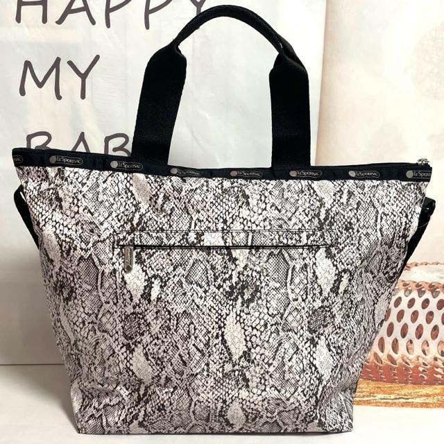 ★新品★レスポートサック LeSportsac クラシックパイソンアイボリー トートバッグ ショルダーバッグ 2WAYトート < 女性ファッション  ★新品★レスポートサック LeSportsac クラシックパイソンアイボリー トートバッグ ショルダーバッグ 2WAYトート < 女性ファッションの