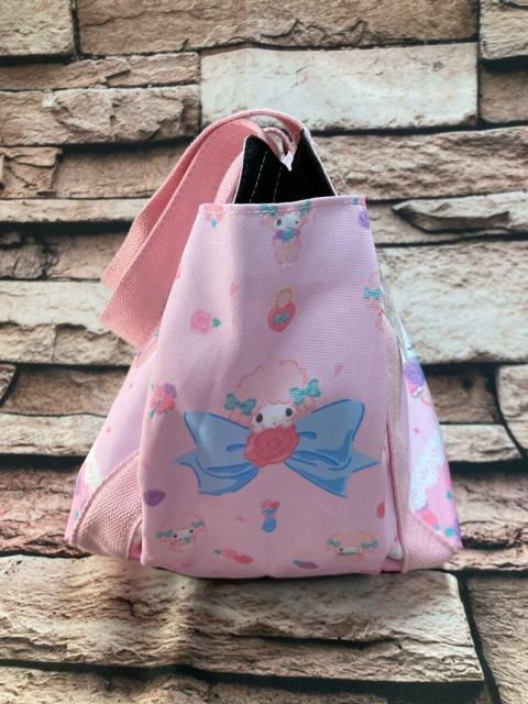 送料無料! 【サンリオ】可愛い新柄!バルーンランチ手提げバッグ(画像から)1個1798円が < 女性ファッション  送料無料! 【サンリオ】可愛い新柄!バルーンランチ手提げバッグ(画像から)1個1798円が < 女性ファッションの