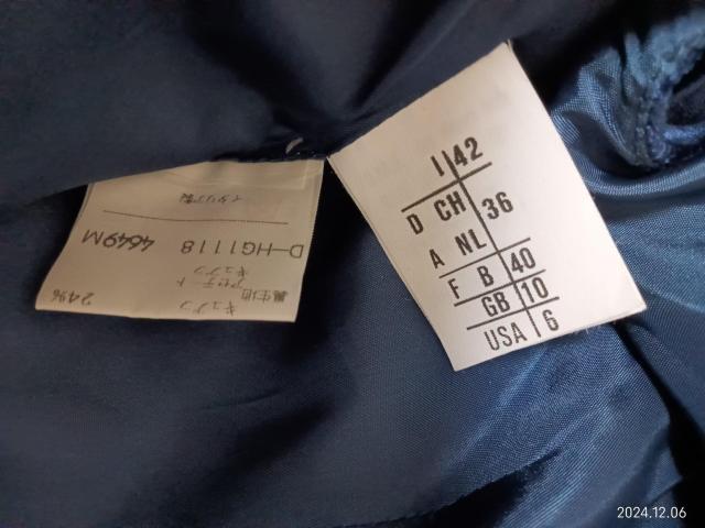 BORGOFIORI ベロア生地 ワンピース < 女性ファッション BORGOFIORI ベロア生地 ワンピース < 女性ファッションの