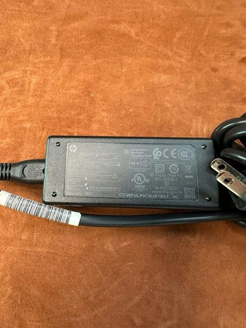 HPs 19.5V 2.31A 45W ACA_v^[ ݌ɕ  PC{/Ӌ@ 