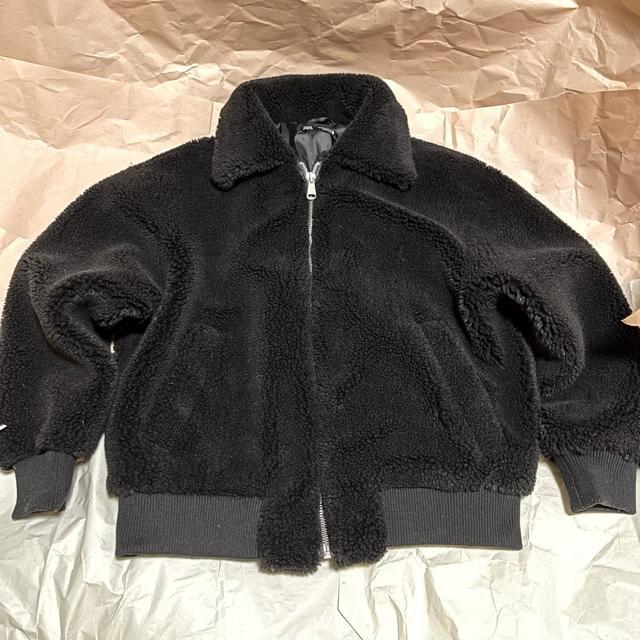 【ZARA / ザラ】 ボアジャケット / 3945/300/800/ M 40 ジップアップ 黒 < ブランド 【ZARA / ザラ】 ボアジャケット / 3945/300/800/ M 40 ジップアップ 黒 < ブランドの