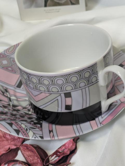 大人の女性らしいカップ&ソーサー(在庫一掃SALE) < インテリア/ライフ 大人の女性らしいカップ&ソーサー(在庫一掃SALE) < インテリア/ライフの