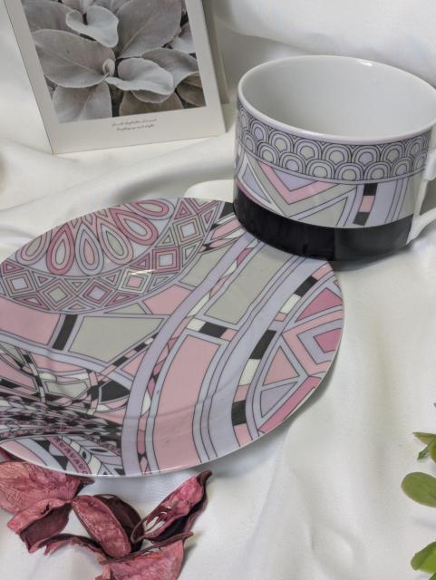 大人の女性らしいカップ&ソーサー(在庫一掃SALE) < インテリア/ライフ 大人の女性らしいカップ&ソーサー(在庫一掃SALE) < インテリア/ライフの