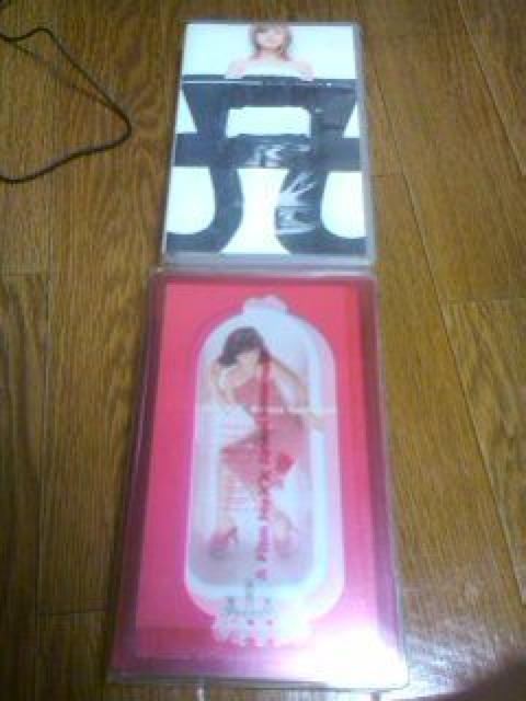 送料込み・浜崎あゆみ♪美品〜ビデオテープ2本 < タレントグッズ  送料込み・浜崎あゆみ♪美品〜ビデオテープ2本  < タレントグッズの