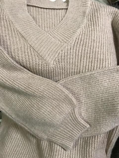 ☆新品未使用カシミヤ入りパフスリーブドロップ.ショルダー < 女性ファッション  ☆新品未使用カシミヤ入りパフスリーブドロップ.ショルダー < 女性ファッションの
