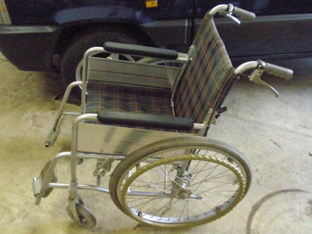 激安売り切り軽量アルミ製車いす < ホビー  激安売り切り軽量アルミ製車いす < ホビーの