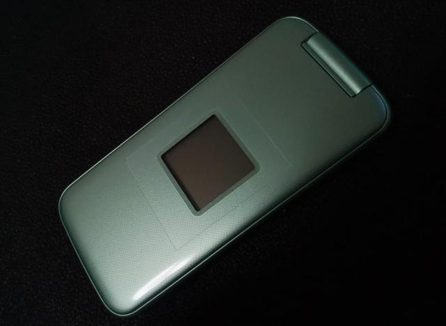 docomo 炭炭z F-02J ~gO[ SIMbNς 