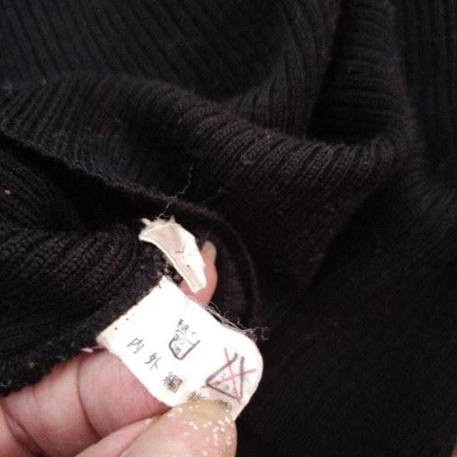 黒 リブ ニット 長袖セーター < 女性ファッション  黒 リブ ニット 長袖セーター < 女性ファッションの