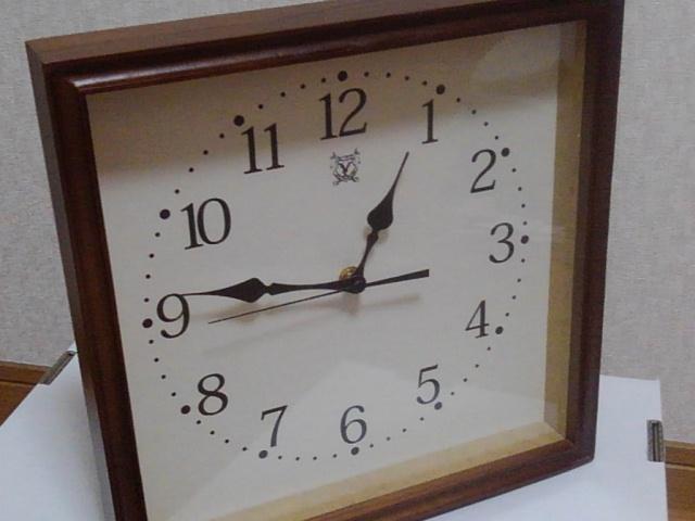 新品未使用★木製フレーム掛け時計★木目調ブラウン < インテリア/ライフ 新品未使用★木製フレーム掛け時計★木目調ブラウン < インテリア/ライフの