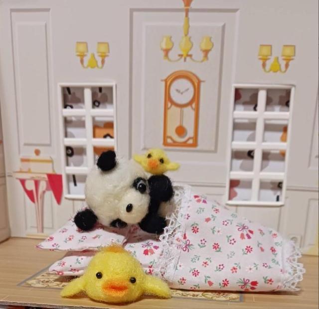 羊毛フェルト パンダとひよこ 2匹とフトンセット < ペット/手芸/園芸 羊毛フェルト パンダとひよこ 2匹とフトンセット < ペット/手芸/園芸の