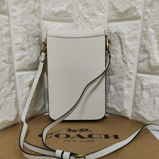 新品 COACH フォーンクロスボディバッグ スマホショルダー 斜めがけOK。 < ブランド 新品 COACH フォーンクロスボディバッグ スマホショルダー 斜めがけOK。 < ブランドの