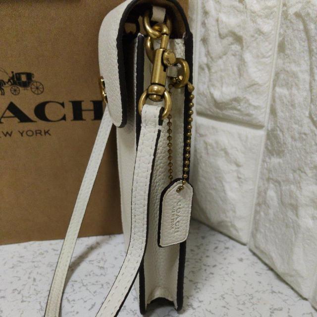 新品 COACH フォーンクロスボディバッグ スマホショルダー 斜めがけOK。 < ブランド 新品 COACH フォーンクロスボディバッグ スマホショルダー 斜めがけOK。 < ブランドの