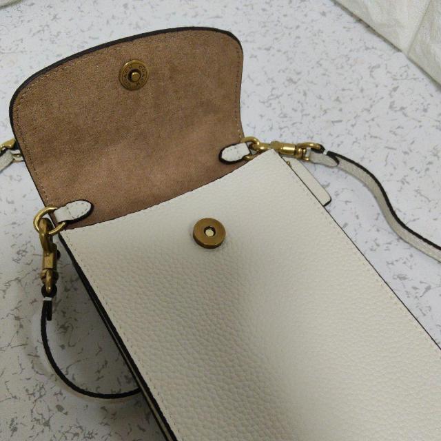 新品 COACH フォーンクロスボディバッグ スマホショルダー 斜めがけOK。 < ブランド 新品 COACH フォーンクロスボディバッグ スマホショルダー 斜めがけOK。 < ブランドの