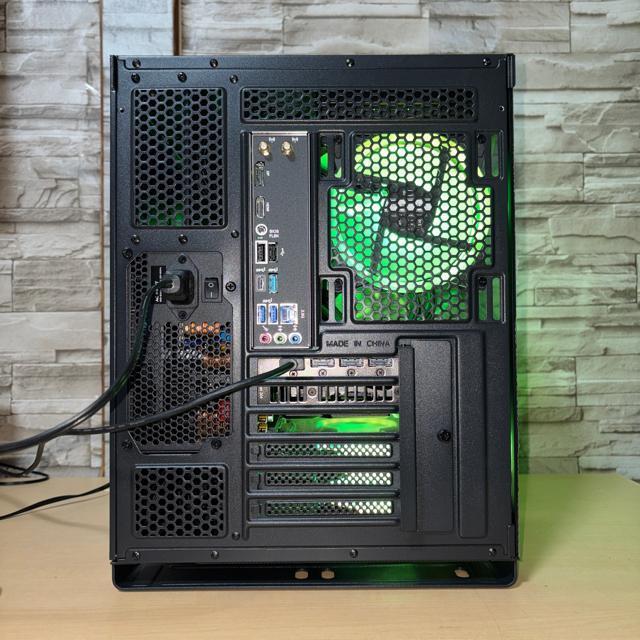 �y�������ȊO�V�i�z�Q�[�~���OPC Ryzen7 7800X3D RTX5070 SSD1TB ������32GB 850W �� PC�{��/���Ӌ@��� 