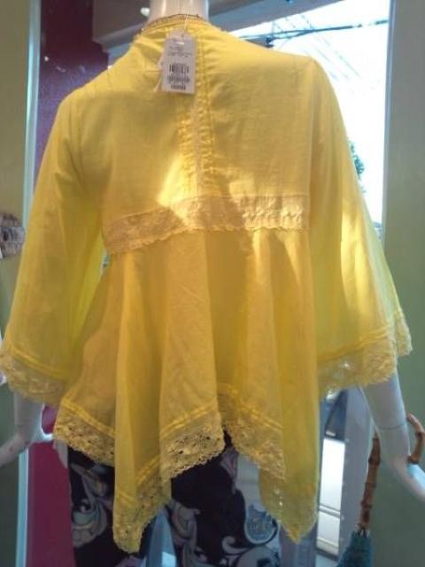 黄色ブラウス七分袖裾イレギュラー国産可愛い格好いいM7〜9号 < 女性ファッション  黄色ブラウス七分袖裾イレギュラー国産可愛い格好いいM7〜9号 < 女性ファッションの