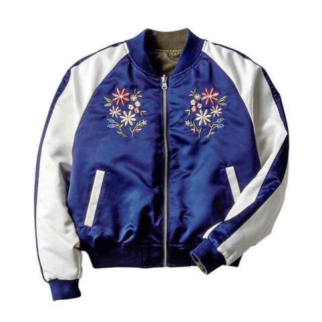 しまむら×mer・花刺繍リバーシブルスカジャン&ブルゾン。ネイビ < ブランド しまむら×mer・花刺繍リバーシブルスカジャン&ブルゾン。ネイビ < ブランドの