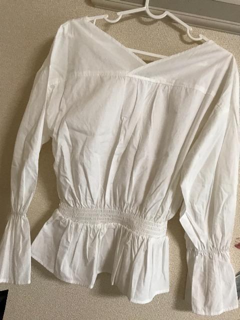 長袖.獅子入りVネックウエストゴム.袖.裾.フレア綿トップス < 女性ファッション  長袖.獅子入りVネックウエストゴム.袖.裾.フレア綿トップス < 女性ファッションの