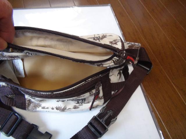 鹿の柄のウェストポーチ男女兼用!。 < 女性ファッション 鹿の柄のウェストポーチ男女兼用!。 < 女性ファッションの