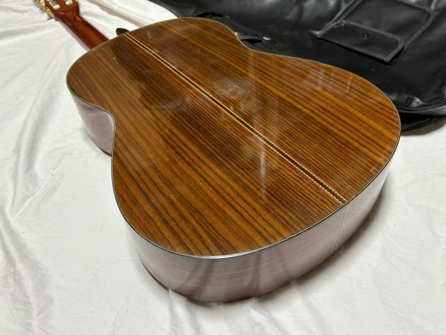 YAMAHA �N���V�b�N�M�^�[�@C-330C �\�t�g�P�[�X�t��1910-01-3 �� �z�r�[�� 