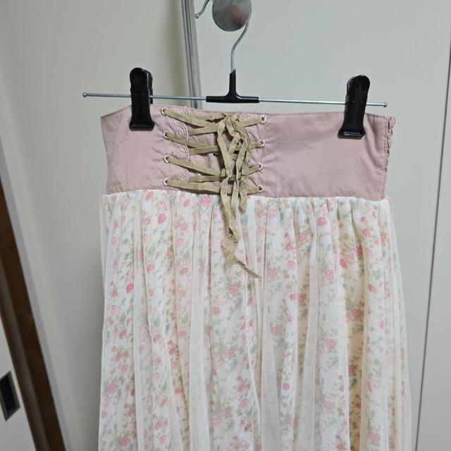 OLIVEdesOLIVE�@�ԕ��@�`���[���@�����O�X�J�[�g �� �u�����h�� 