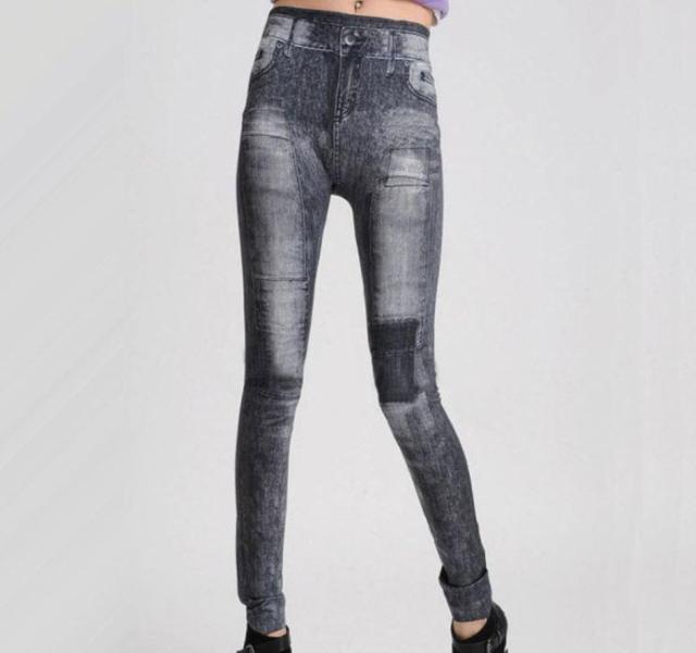 リペアデニム風 レギンス パンツ かぎ裂き ジーンズレギパン  ブラック < 女性ファッション  リペアデニム風 レギンス パンツ かぎ裂き ジーンズレギパン  ブラック < 女性ファッションの