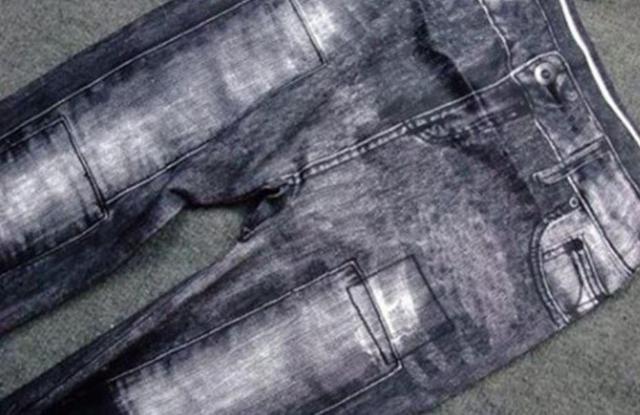 リペアデニム風 レギンス パンツ かぎ裂き ジーンズレギパン  ブラック < 女性ファッション  リペアデニム風 レギンス パンツ かぎ裂き ジーンズレギパン  ブラック < 女性ファッションの