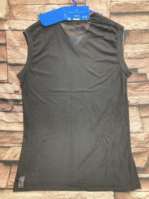 送料無料!両サイド&バックメッシュ加工で1日中 超快適!V首ノースリーブサーフシャツ(画像から)1枚 < 男性ファッション 送料無料!両サイド&バックメッシュ加工で1日中 超快適!V首ノースリーブサーフシャツ(画像から)1枚 < 男性ファッションの