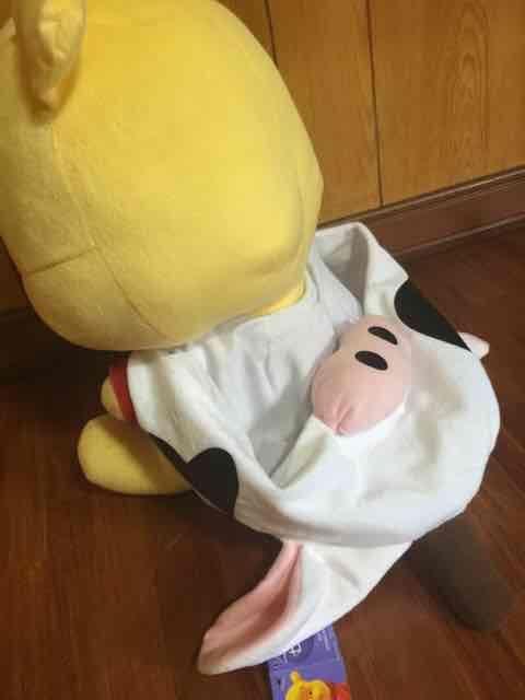 くまのぷーさん 牛柄ぬいぐるみ < おもちゃ  くまのぷーさん 牛柄ぬいぐるみ < おもちゃの
