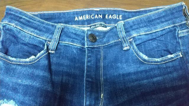 AMERICAN EAGLEのダメージジーンズ★ウエスト平置38cm < ブランド  AMERICAN EAGLEのダメージジーンズ★ウエスト平置38cm < ブランドの