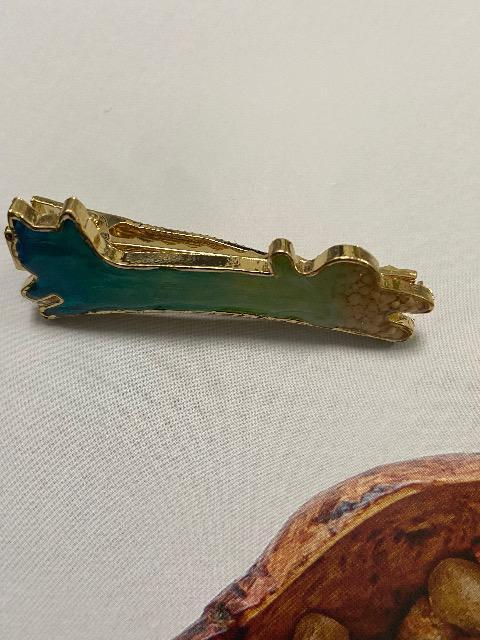 ハンドメイド レジンで作ったネコのヘアクリップ 海イメージ < 女性ファッション  ハンドメイド レジンで作ったネコのヘアクリップ 海イメージ < 女性ファッションの