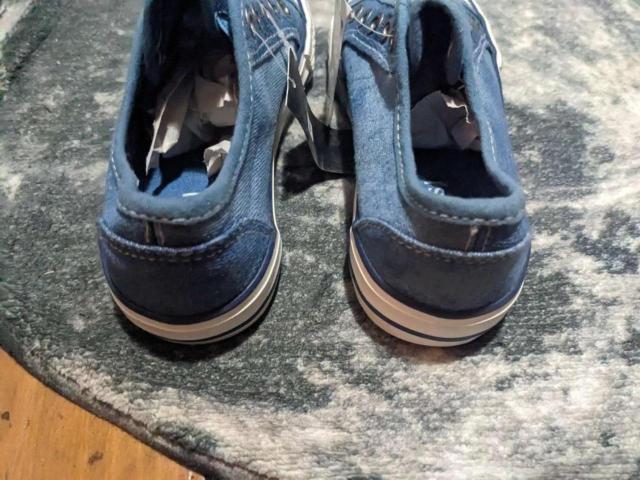 新品 20cm スニーカー ローカット キッズ 靴 シューズ ブルー < キッズ/ベビー  新品 20cm スニーカー ローカット キッズ 靴 シューズ ブルー < キッズ/ベビーの