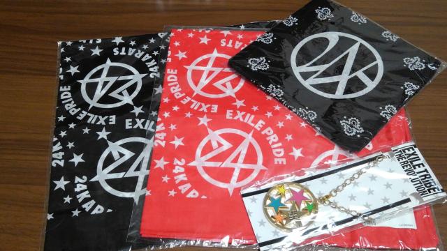 24KARATS バンダナ 3枚 EXILEバッグチャーム セット < タレントグッズ  24KARATS バンダナ 3枚 EXILEバッグチャーム セット  < タレントグッズの