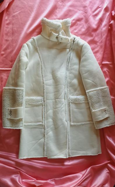 ★白オフホワイトアイボリー☆お洒落カッコ可愛い♪総裏地ボアもこもこ暖か軽い♪襟元3wayカラー♪フェイクムートンコート < 女性ファッション  ★白オフホワイトアイボリー☆お洒落カッコ可愛い♪総裏地ボアもこもこ暖か軽い♪襟元3wayカラー♪フェイクムートンコート < 女性ファッションの