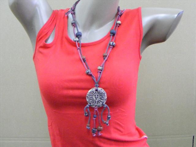 ●アジアン/エスニック木製ペンダント ハンドメイド布製ショールネックレスJ < 女性ファッション ●アジアン/エスニック木製ペンダント ハンドメイド布製ショールネックレスJ < 女性ファッションの