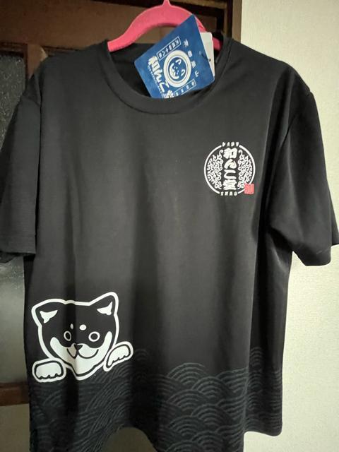 Mサイズ!高貴紳士的!商標登録!黒柴印 和んこ堂!サラッとメッシュ素材!ブラック色合い!半袖Tシャツ! < 男性ファッション  Mサイズ!高貴紳士的!商標登録!黒柴印 和んこ堂!サラッとメッシュ素材!ブラック色合い!半袖Tシャツ!  < 男性ファッションの