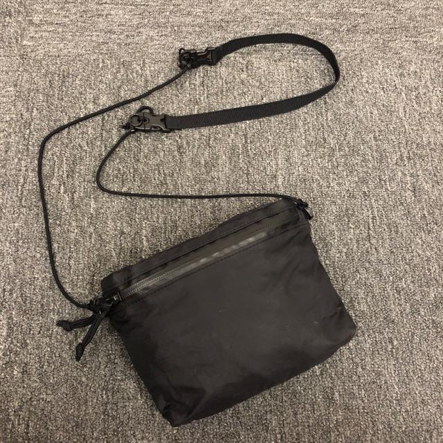  UNIQLO jN CgEFCgt@j[obO   uh 