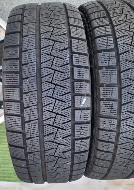 トヨタ 30 プリウス純正 Sツーリング 17インチ7J+50 100/5Hスタッドレスタイヤ付き4本セットPIRELLI ICE < 自動車/バイク トヨタ 30 プリウス純正 Sツーリング 17インチ7J+50 100/5Hスタッドレスタイヤ付き4本セットPIRELLI ICE < 自動車/バイク