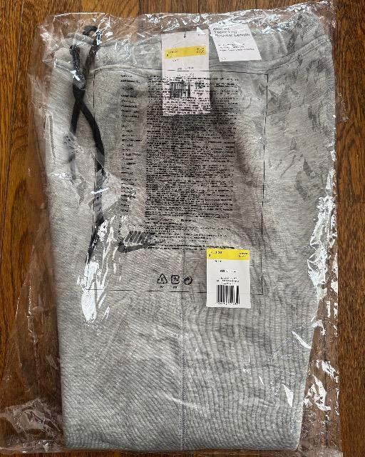 NIKE ナイキ テック フリース パンツ ジョガー スリムフィット スポーツウェア グレー メンズ 新品 < ブランド NIKE ナイキ テック フリース パンツ ジョガー スリムフィット スポーツウェア グレー メンズ 新品 < ブランドの