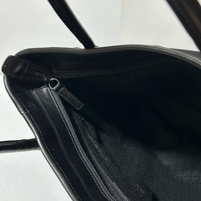 GUCCI グッチ キャンバス レザー トートバッグ ハンドバッグ ブラック シルバー金具 B5 収納 かばん < ブランド GUCCI グッチ キャンバス レザー トートバッグ ハンドバッグ ブラック シルバー金具 B5 収納 かばん < ブランドの