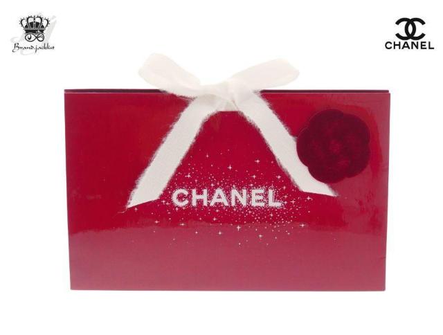 シャネル オリガミバッグ ラッピング 2018 ホリデー限定 赤 カメリアステッカー付き CHANEL【正規品】 < ブランド シャネル オリガミバッグ ラッピング 2018 ホリデー限定 赤 カメリアステッカー付き CHANEL【正規品】 < ブランドの
