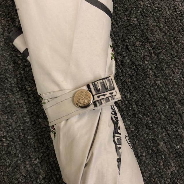 ���� Aquascutum �A�N�A�X�L���[�^�� ���J���p �܂肽���ݎP ���P �� �u�����h�� 