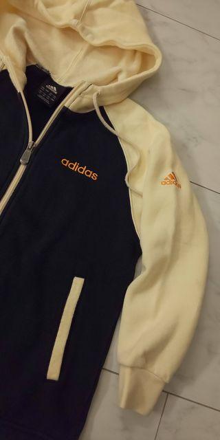 アディダス☆パーカー☆130 < ブランド アディダス☆パーカー☆130 < ブランドの