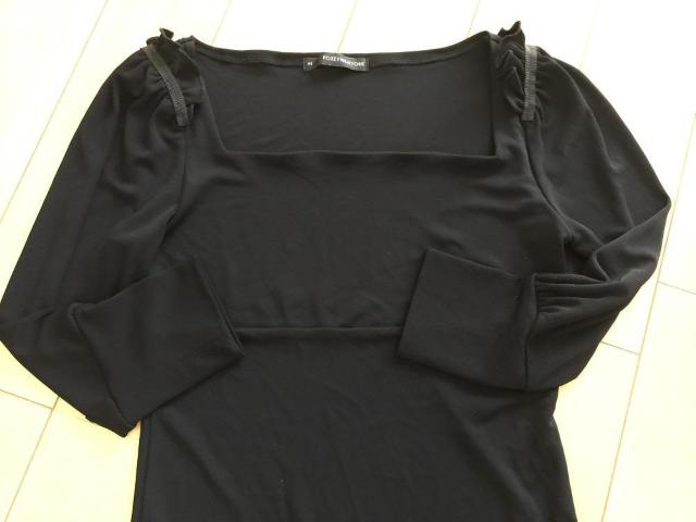 FOXEYフォクシーニューヨークの素敵なトップス美品送料込み < ブランド  FOXEYフォクシーニューヨークの素敵なトップス美品送料込み < ブランドの