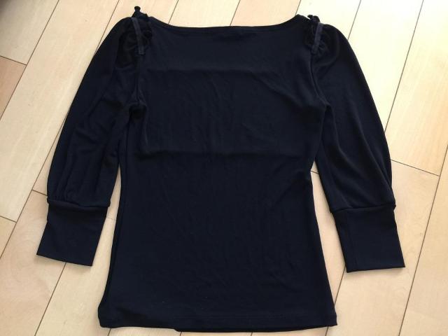 FOXEYフォクシーニューヨークの素敵なトップス美品送料込み < ブランド  FOXEYフォクシーニューヨークの素敵なトップス美品送料込み < ブランドの
