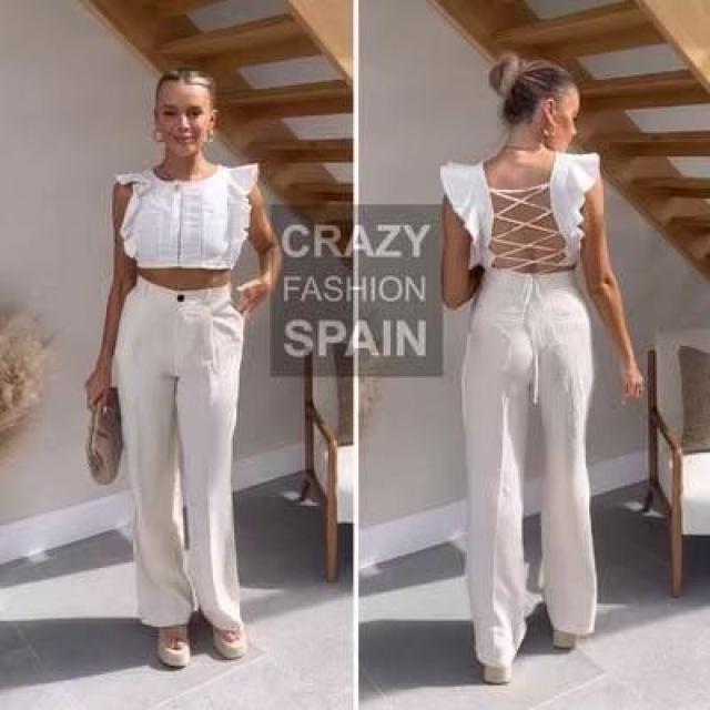 ◆ZARA/ザラ◆袖フリルクロップドトップス★ホワイトM*秋コーデ♪美品 < ブランド ◆ZARA/ザラ◆袖フリルクロップドトップス★ホワイトM*秋コーデ♪美品 < ブランドの