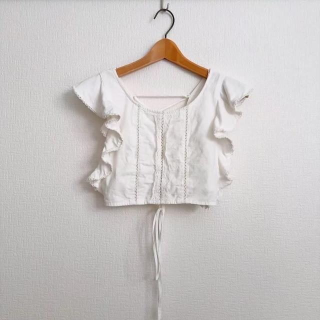 ◆ZARA/ザラ◆袖フリルクロップドトップス★ホワイトM*秋コーデ♪美品 < ブランド ◆ZARA/ザラ◆袖フリルクロップドトップス★ホワイトM*秋コーデ♪美品 < ブランドの